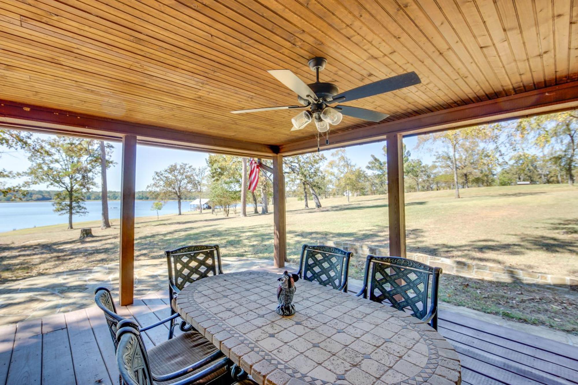 The Bird Cabin Peaceful Refuge In East Texas Ben Wheeler Exterior photo
